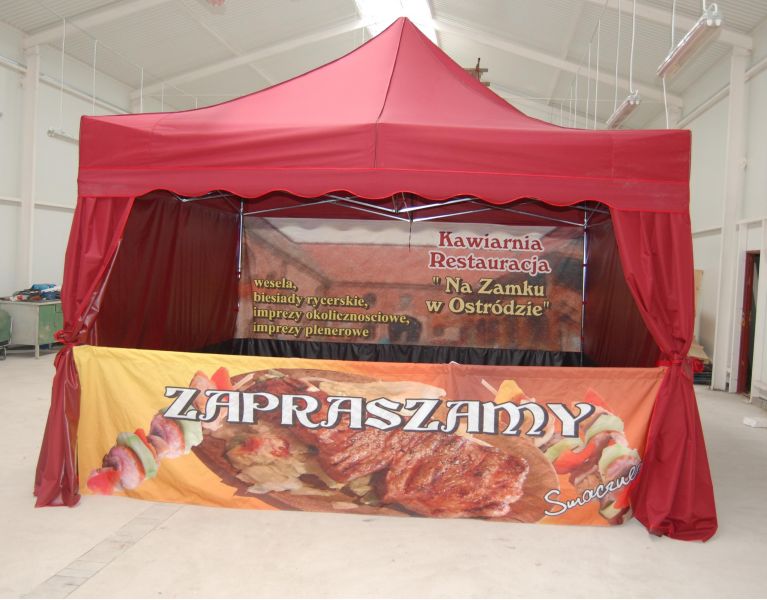 Namioty ekspresowe